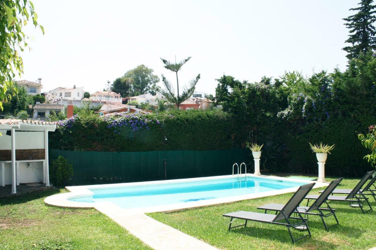 The Garden & Pool House-banus Casa de Férias Marbella
